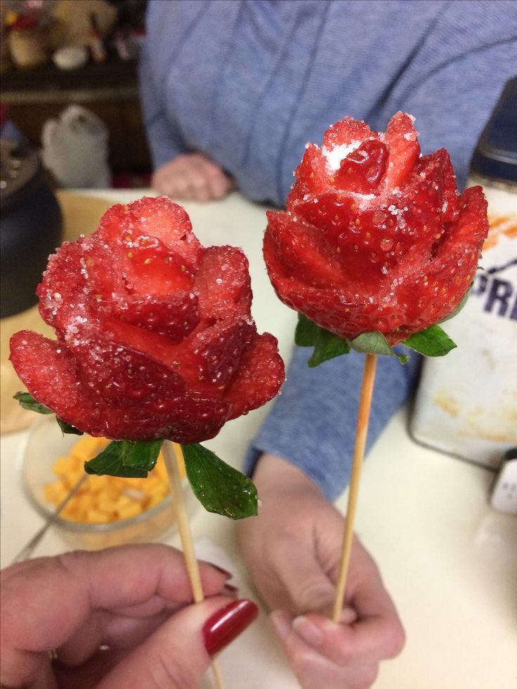 Strawberry roses