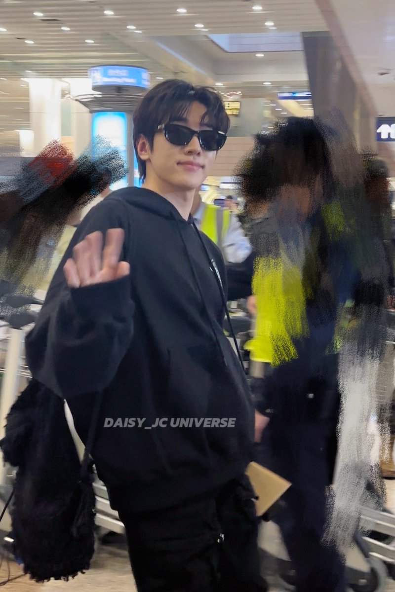 240503 PVG 도착 🥳 #재찬 #JAECHAN