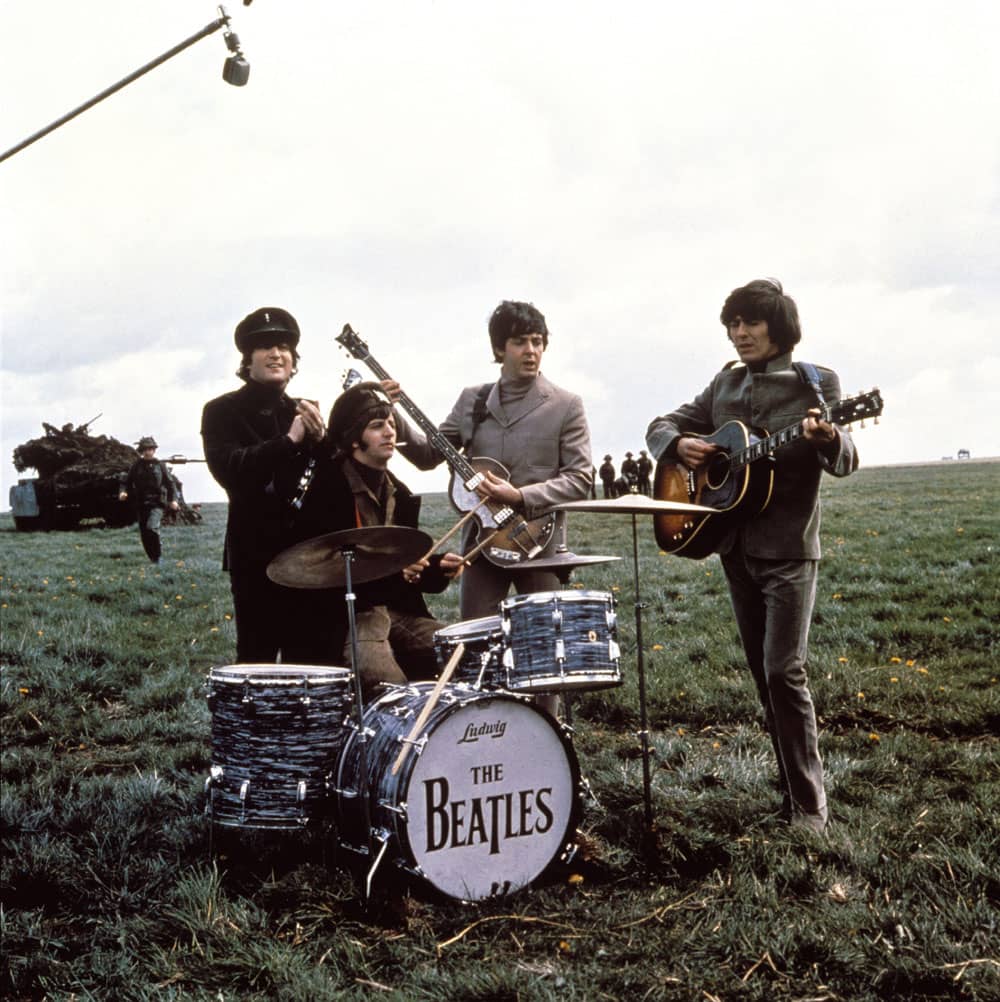 On 3 May 1965 the Beatles began a three-day shoot for Help! in the cold on Salisbury Plain, near Stonehenge in Wiltshire, England. See behind-the-scenes footage here: beatlesbible.com/1965/05/03/fil…