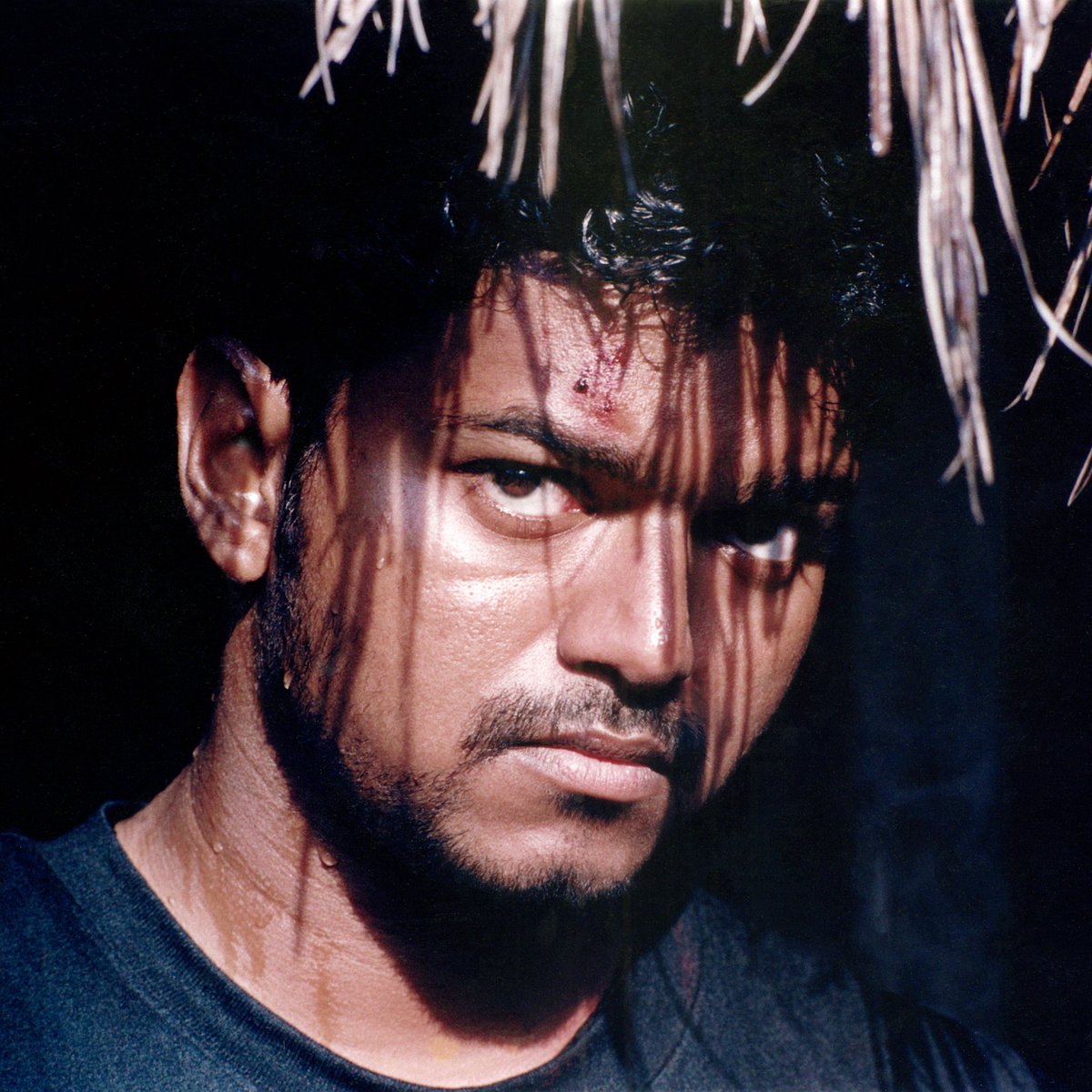Re-release opening day earnings in Tamil Nadu 🔥

1. #Ghilli (2004): Collected ₹4.25 crore.
2. #Dheena (2001): Earned ₹70 lakhs.
3. #Baba (2002): Raked in ₹57.5 lakhs.

On its first day, Dheena garnered a total of ₹72.5 lakhs domestically, with no overseas release
