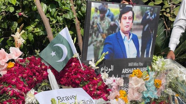 Today, on #WorldPressFreedomDay, honor the brave journalists who risk their lives to uncover the truth. Remembering #ArshadSharifShaheed , a journalist who paid the ultimate price for speaking truth. His courage inspires us to uphold press freedom worldwide.