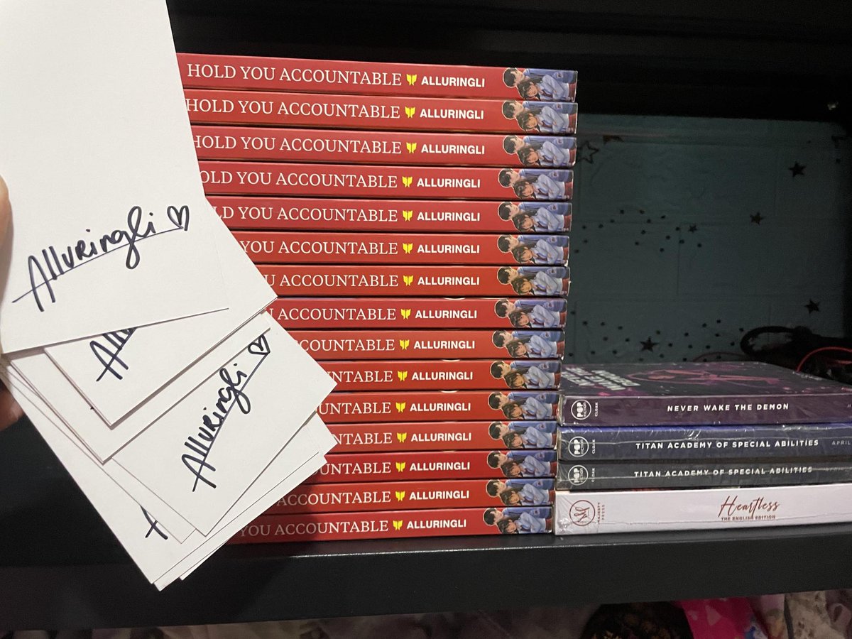 matcha_shoppee's tweet image. 🌷FIRST TWITTER SHOP GIVEAWAY🌷

✨PRIZE: HOLD YOU ACCOUNTABLE REPRINT wt signed postcard

Mecha:
1. Follow me
2. Like &amp;amp; retweet this post
3. Mention 3 moots

Winner will be picked randomly.

Ends on May 9😍