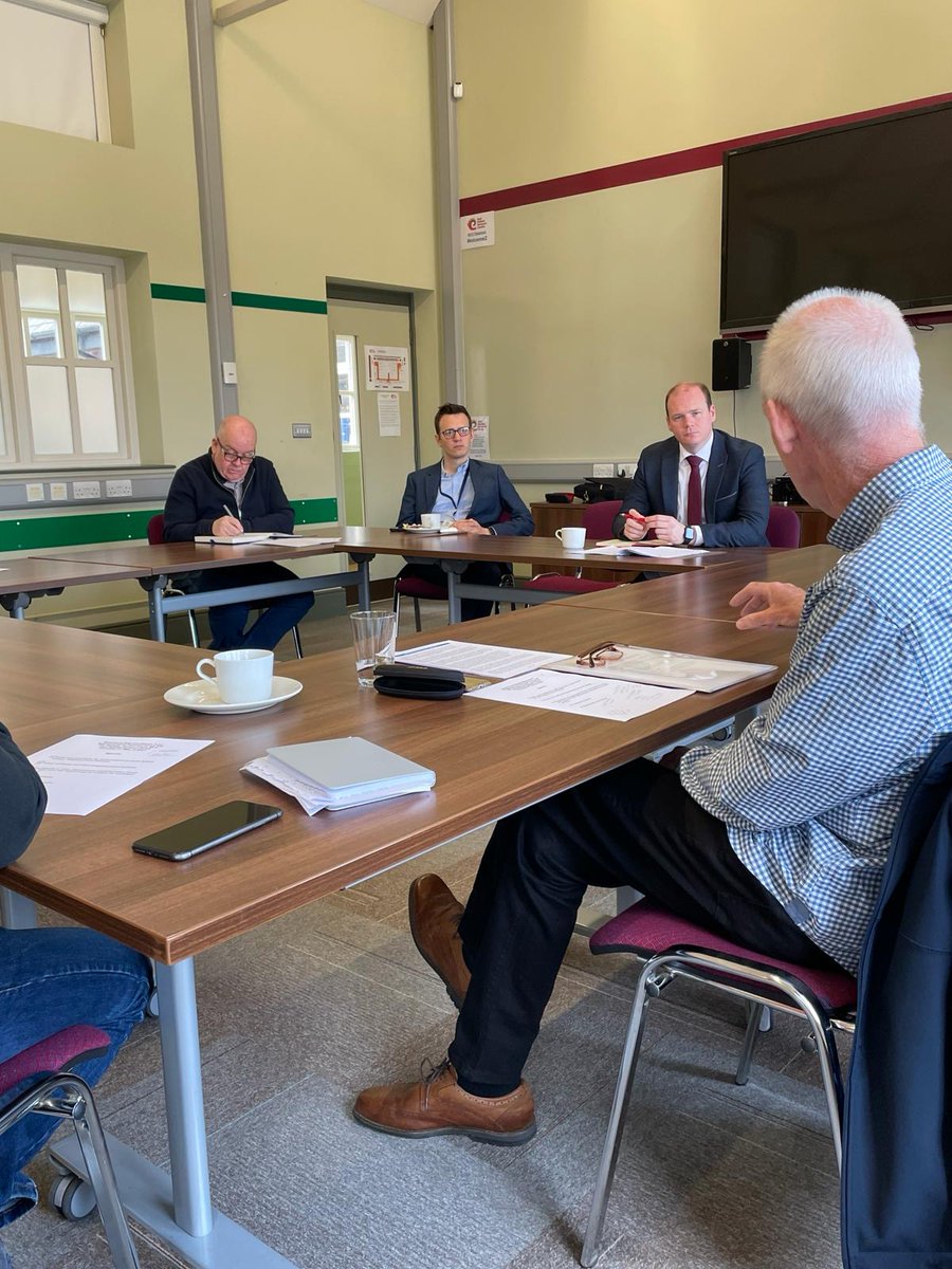Minister @GordonLyons1 has met with the Neighbourhood Renewal Forum at the East Belfast Network Centre to discuss the work of the Forum, the issues that impact the communities they work within, and the organisations and individuals they represent.
