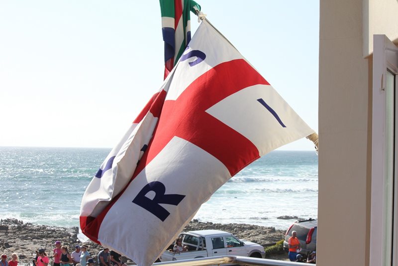 Body of an unidentified lady recovered #nsri dlvr.it/T6LwTL