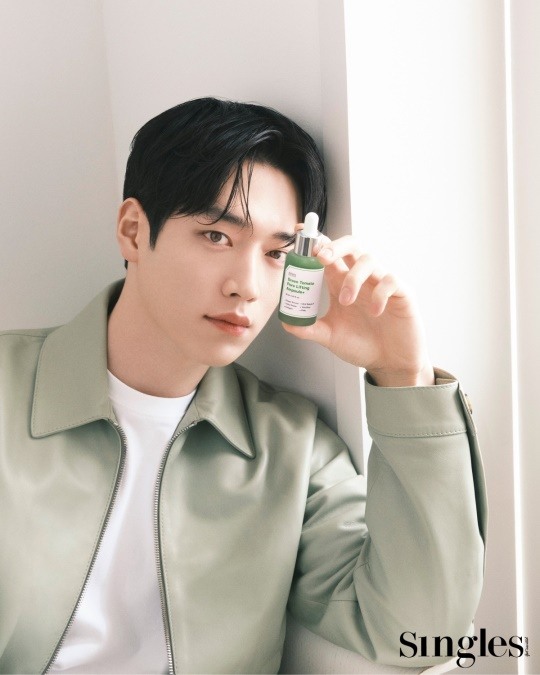 【NEWS】
#ソ・ガンジュン、欠点のない輝く肌

koari.net/entertainment/…

#ソガンジュン #SeoKangJun #韓国エンタメ #韓国情報 #KOARI #コアリ