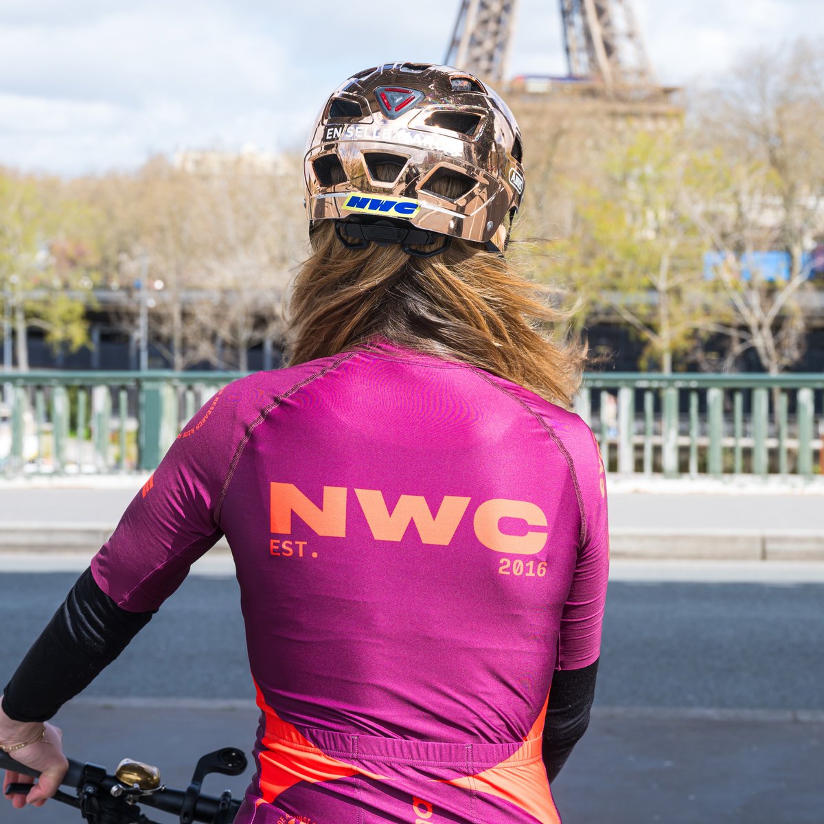 🚲 Ne manquez pas la prochaine édition du Nicola Werner Challenge (@NWCParis), la grande course de cyclisme solidaire en faveur de la recherche contre les cancers de l’utérus à @GustaveRoussy. ✨ Créé par Moritz Werner en mémoire de sa femme Nicola Werner, le #NWC soutient les