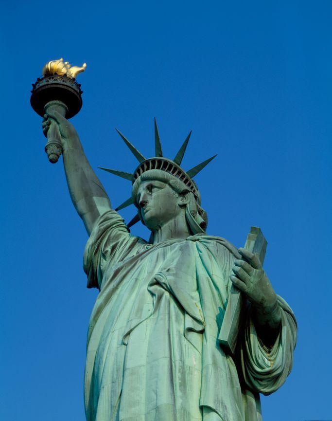“Give me your tired, your poor Your huddled masses yearning to breathe free.” -Emma Lazarus, “The New Colossus” How’s that for a notable Jewish American contribution? 👉bit.ly/3OIlaQS #JewishAmericanHeritageMonth #edchat