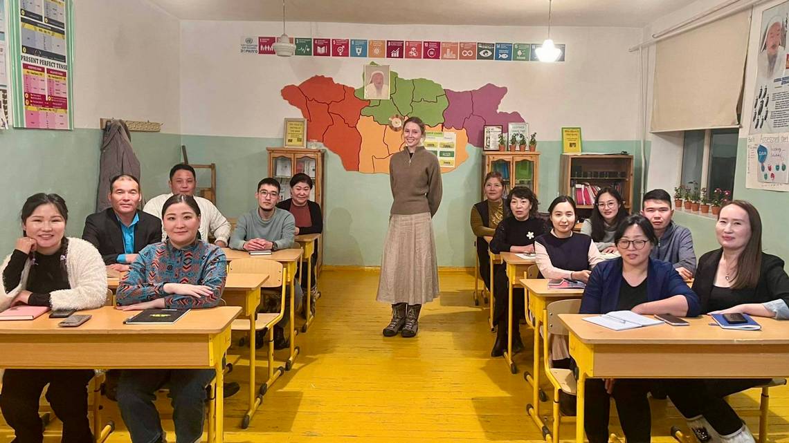 ✨ Applauding @OberlinCollege for being named the top historical Volunteer-producing school in our small schools category. Claire is an Oberlin alumna who trusted her adviser's guidance to join the Peace Corps and is currently serving in Mongolia. #ServeBoldly, Oberlin alumni!