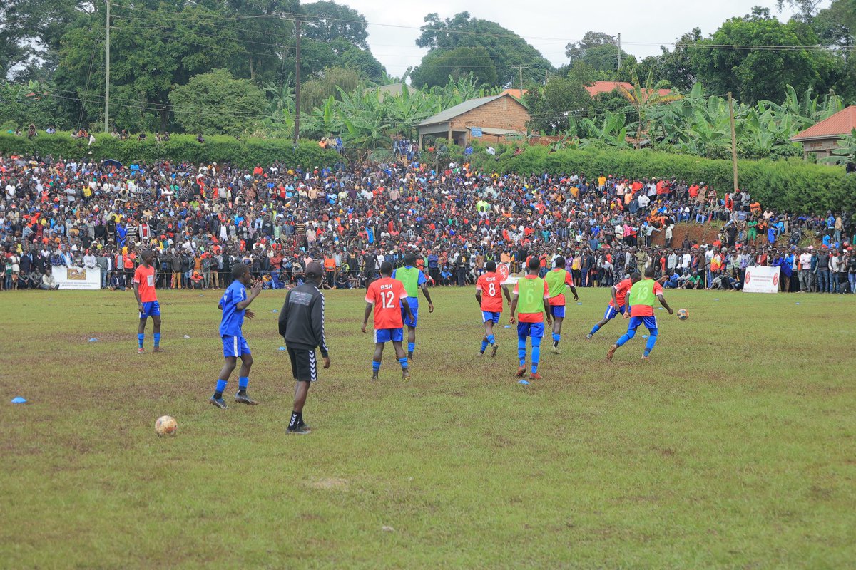 #USSSAGames2024
National Boys Football Championship ||
 Quarter Finals 
Warmups  

@SMASK_School  Vs Blessed Sacrament Kimanya 
🏟️ Sports Arena
#USSSAFootballBoys2024