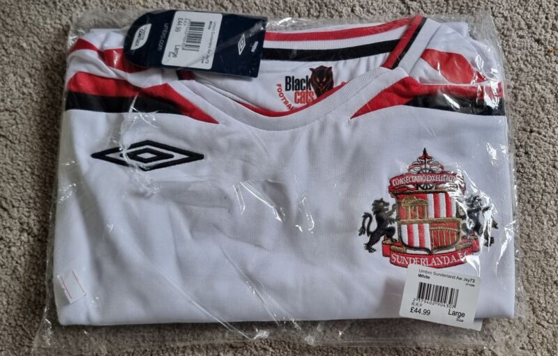 Sunderland AFC, 2007-2008 Umbro Away Football Shirt - Size L White. New With Tag £16.55 currently 3 bids, 9 watchers Ends Sun 5th May @ 8:15pm ebay.co.uk/itm/Sunderland… #ad #safc