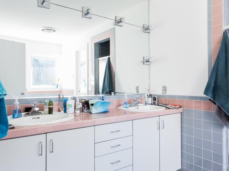 With small bathrooms, designers and builders are challenged to pack a punch with a limited footprint that, when done correctly, can lead to a big payoff and happy homeowners. tinyurl.com/4mn2w45p

#homedesign #bathrooms #bathroommakeover #batheroomdesign