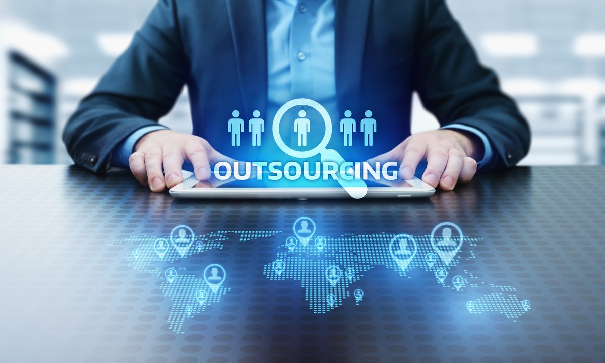 5 Small Business Tasks To Consider Outsourcing leanstartuplife.com/2021/03/small-… #Delegating #Outsourcing #Outsource #Outsourced #Nearshore
