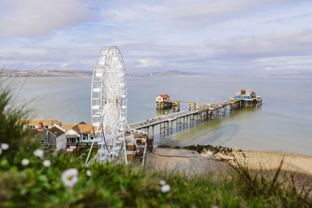 Whether you're coming for a day out, to eat out or just chill out - have a stand-out May Day Bank Holiday weekend, find ideas here: loom.ly/22AdGRo 😊 📷Mumbles Pier