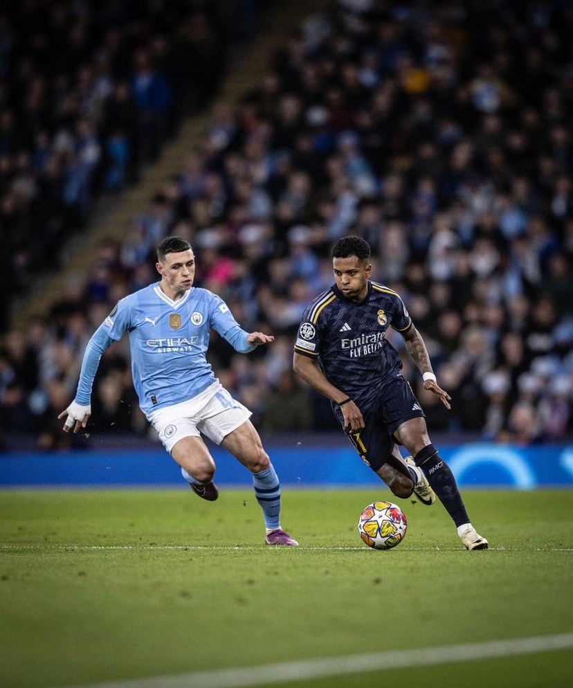 Ancelotti: 'Placing Rodrygo on the left wing is offensive, not defensive. It was just to try to create more damage to the rival defense. It is not a definitive decision, it can change. He is effective in all the positions I put him. For him, it doesn't change much.'
