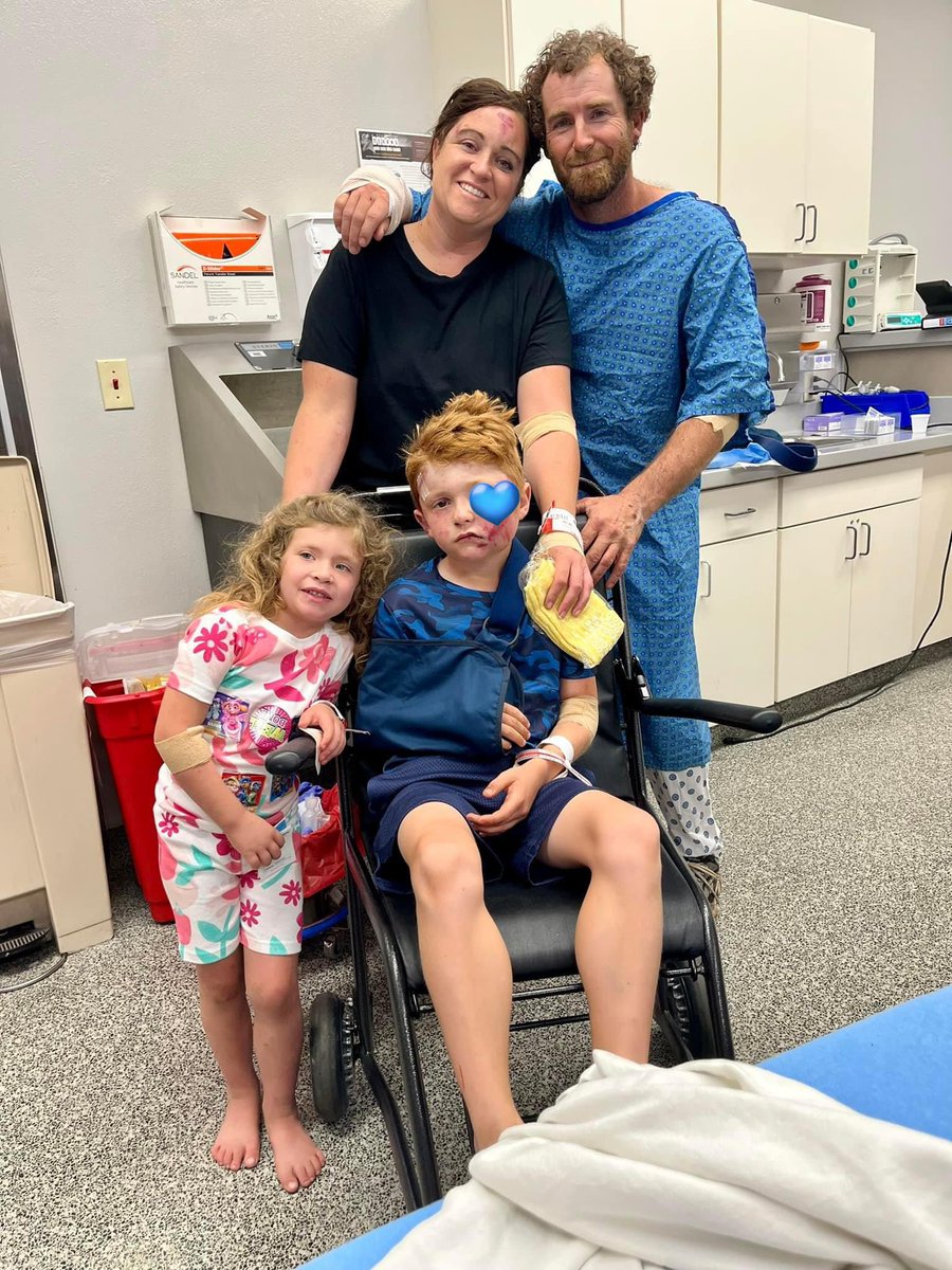 Bradye_McQueen's tweet image. My cousin’s house completely destroyed. I’ll be connecting with them ASAP this morning after I get my kids off to school, and I’ll be sharing their needs and any updates I can. Thanks everyone for your love and support, especially @FreddyMcKinneyR &amp;amp;