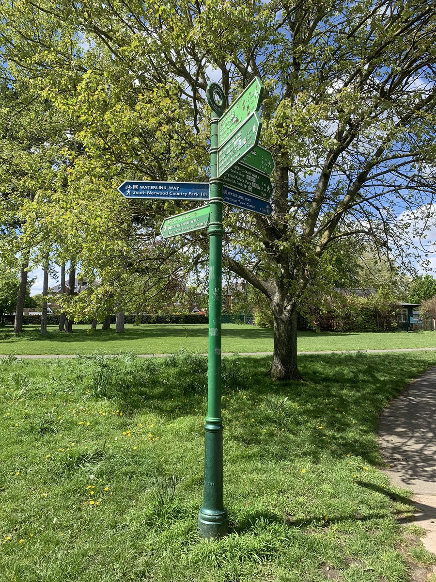 Which walk, which way. Extensive #fingerpost in Cator Park for #FingerpostFriday . From my @CapitalRing walk on Monday.