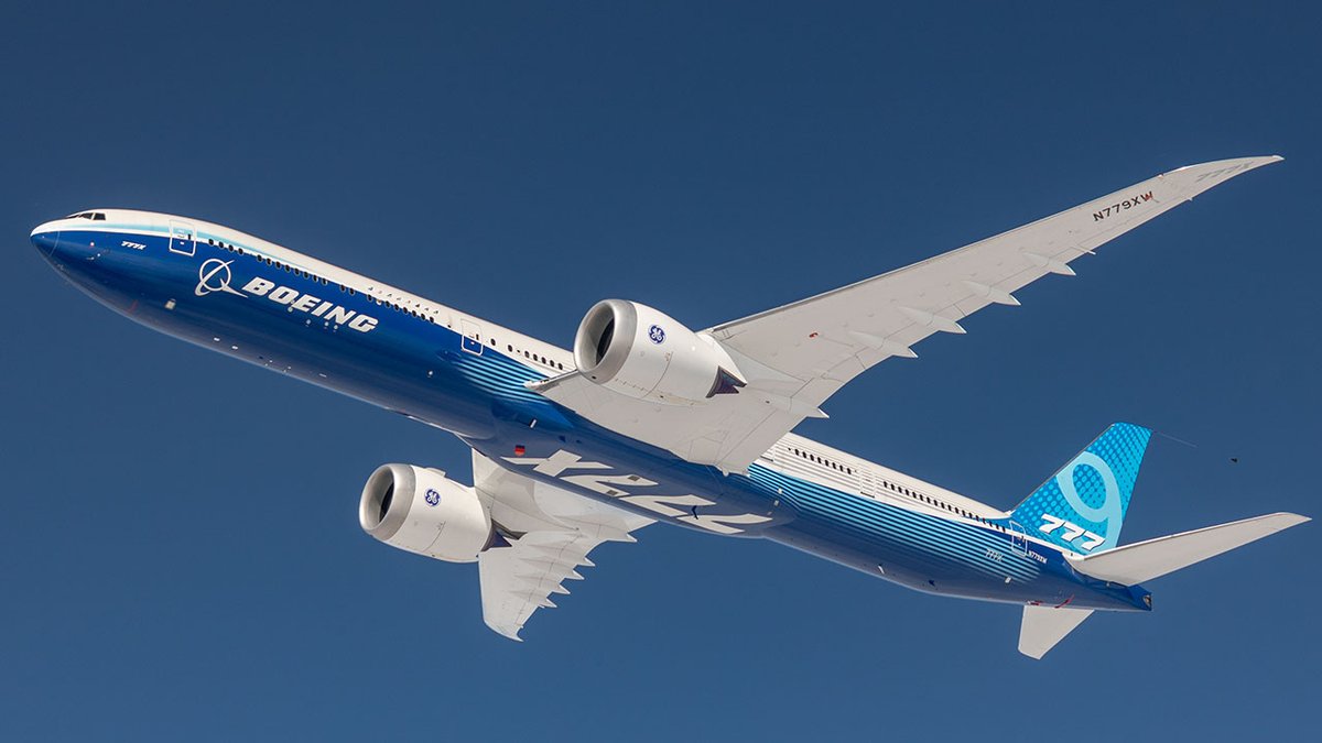 This Boeing 777X did not hang itself
