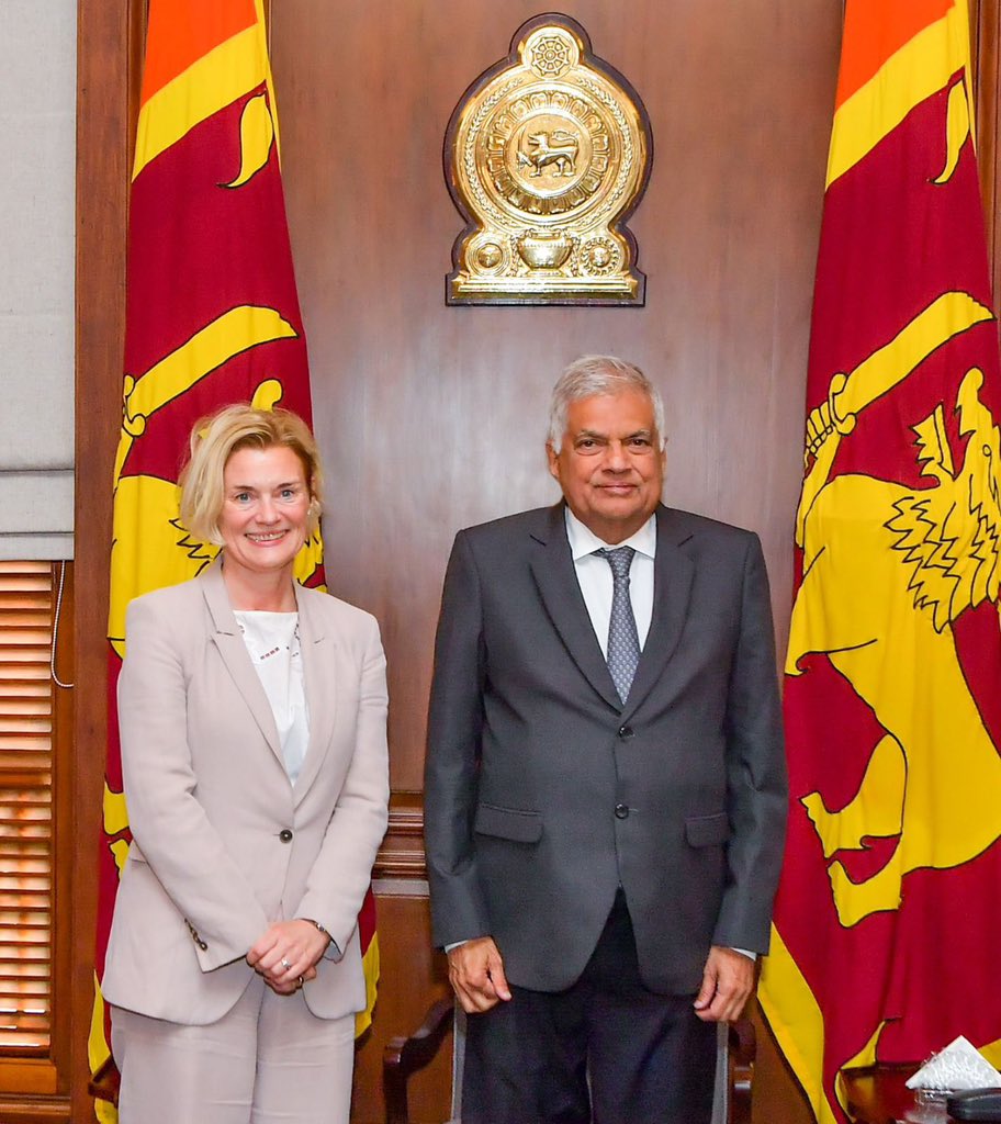Ayubowan, Vanakkam Sri Lanka 🇱🇰🙏 Good to be back and meet with Hon’ble President @RW_UNP on my first visit since I was accredited Ambassador to 🇱🇰. Briefed on the positive progress on 🇳🇴 investments & development projects, strengthening our close bilateral partnership.