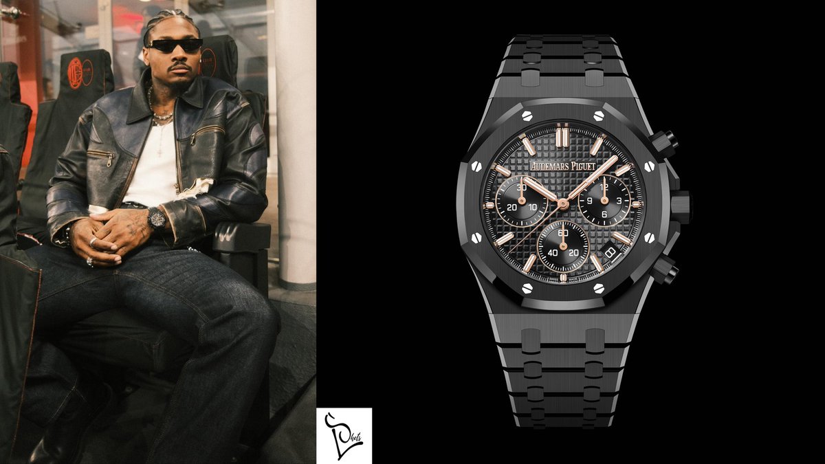 American american football wide receiver for the #HoustonTexans @stefondiggs is wearing an #AudemarsPiguet Royal Oak Chronograph 26240CE in black ceramic. It is fully crafted in black ceramic.
Retail Price : $74,600
Market Price : $135,000
 #NFL #StefonDiggs