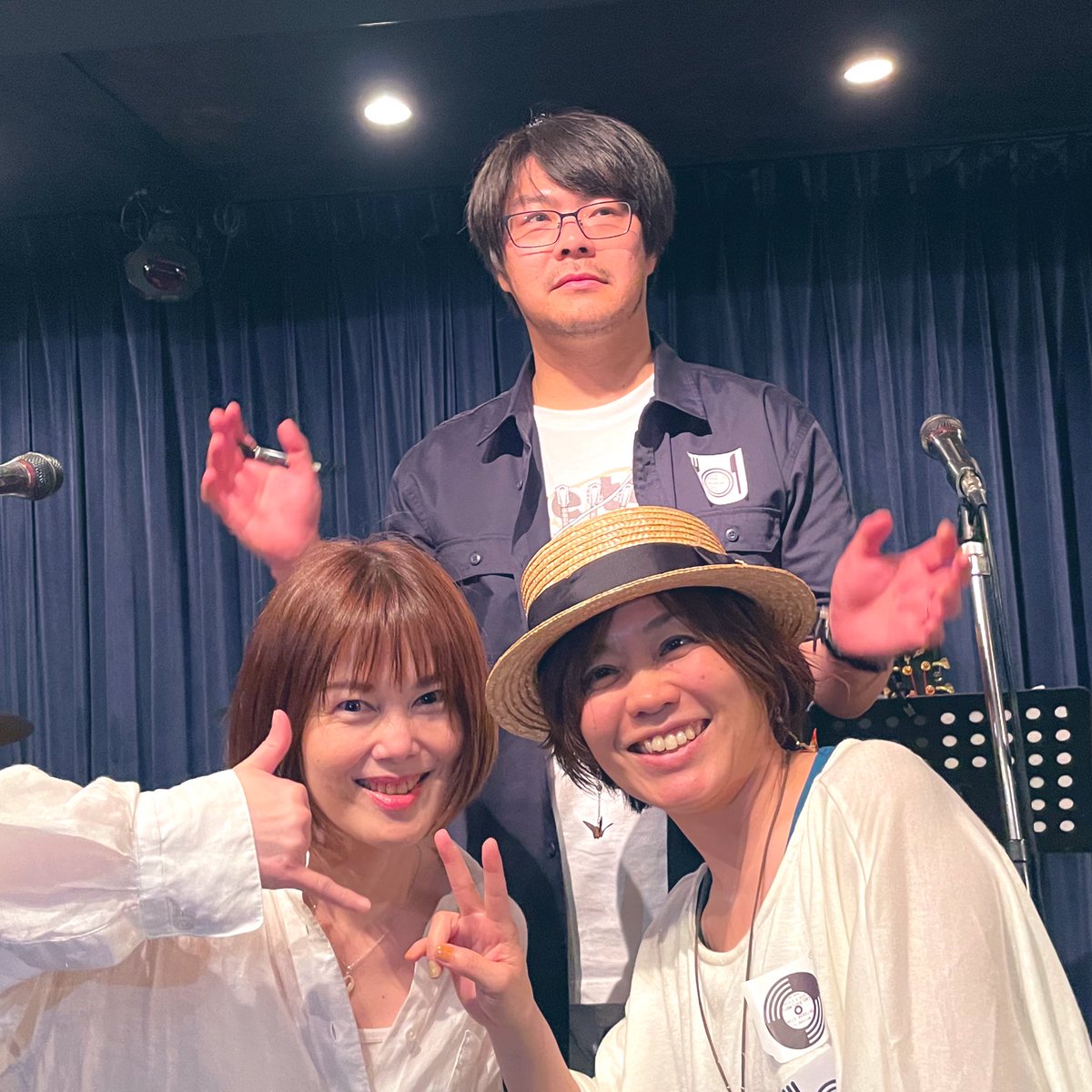 anison2020_mao's tweet image. いっぱい写真撮ったんですが…取り急ぎ…

明日‼️‼️
#AnotherBlend 明日です‼️

推しのちびっこツーショットも拝めた🙏🏻✨(あ、怒られる)
かおかおさおさおでコラボの残照も聴けて…🥹
生ハシケンさんのriver side walking…ガチ泣きでした🥹

本当に明日が楽しみでしかありません🥹♥️