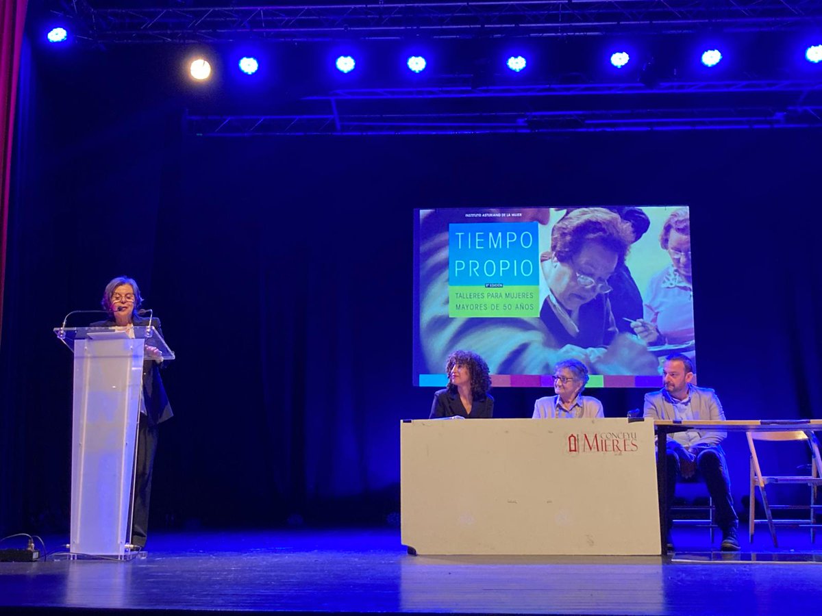 🟣La directora María Jesús Álvarez ha participado en Mieres en la XV Jornada del encuentro anual de socias de la 𝑨𝒔𝒐𝒄𝒊𝒂𝒄𝒊ó𝒏 𝒅𝒆 𝑴𝒖𝒋𝒆𝒓𝒆𝒔 𝒄𝒐𝒏 𝑻𝒊𝒆𝒎𝒑𝒐 𝑷𝒓𝒐𝒑𝒊𝒐, en la que ha puesto en valor la contribución del movimiento asociativo de mujeres de Asturias