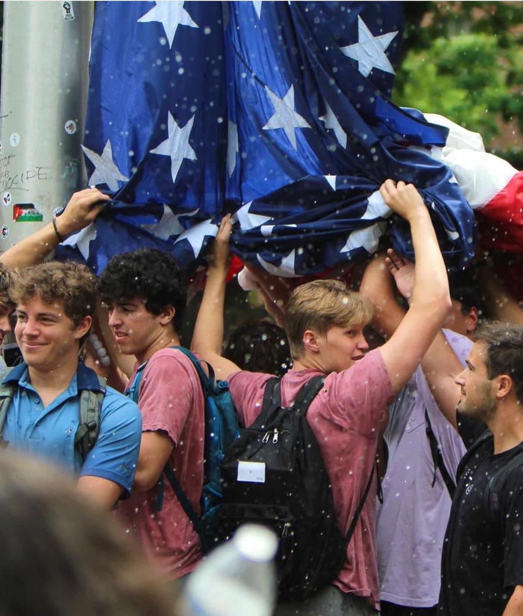 To all mothers.. teach your sons to put back the American flag like these young men did when the Hamas flag was raised!!