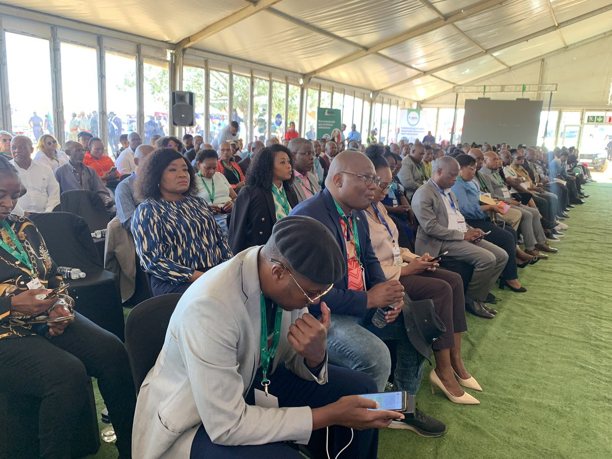 The Sekhukhune Skills Development Centre was launched by the Minister of Higher Education,Science and Innovation Dr Blade Nzimande.He highlighted the importance of TVETs in South African communities,urging youth to make use of them. #NSFAS2024