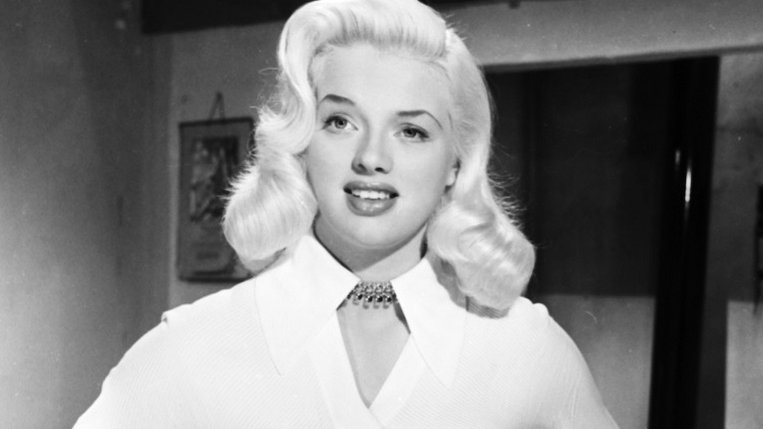 Remembering the fabulous Diana Dors, as today marks the 40th anniversary of her death. She was just 52. comedy.co.uk/people/diana_d…