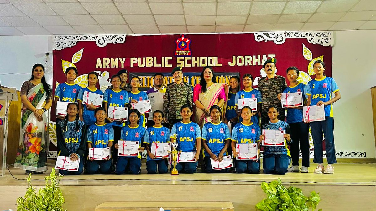 Maj Gen Deepak Sharma, GOC 41 Sub Area felicitated girls football team of Army Public School,Jorhat for winning cluster level football tournament conducted at Tezpur. He interacted with the students and motivated them to excel in all fields of life. @SpokespersonMoD @adgpi