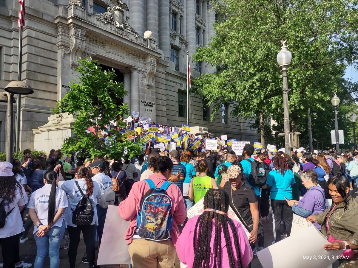 The biggest rally I have ever seen at the Wilson Building opposing the ridiculous funding cuts proposed by @MayorBowser Spending most of this rally figuring out how they got this many people out. It's SO many people!