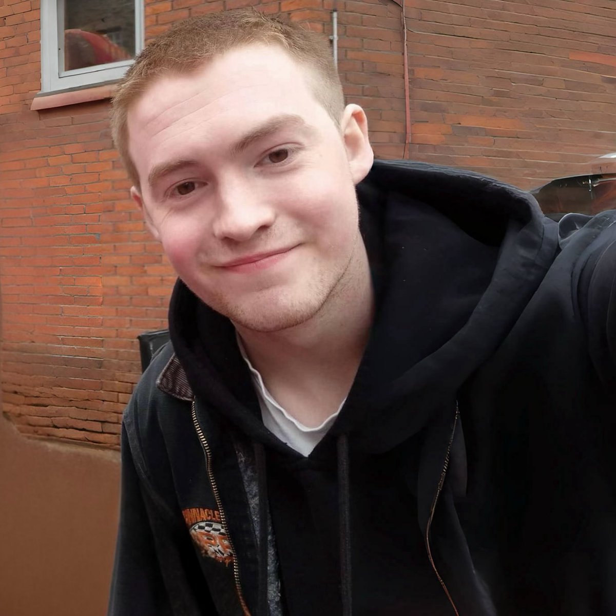 AdxnDrm's tweet image. ✨🪽
            Buenos días bbs