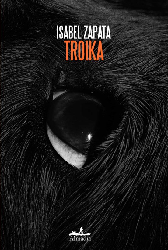 #LaCentralrecomienda
«Como primera novela, Troika es una que deslumbra por su atrevida sensibilidad»
@EdAlmadiaEs 

🖊️Laura Franco @LauraFrancoJ 
⚫️Sigue leyendo👉lacentral.com/blog/isabel-za…