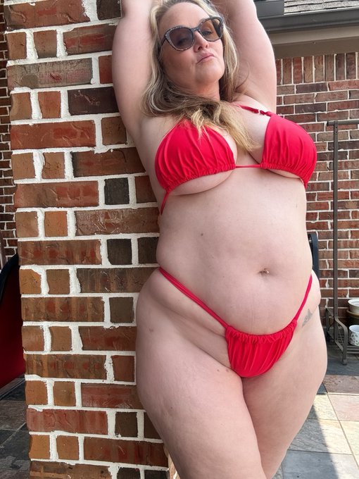 It&rsquo;s Fantasy Friday. What&rsquo;s yours?  Come tell me about it in my VIP Fanclub   https://t.co/m8cx2A2SQW<a href="/tag/throwback_thursday"class="tags"><span>#throwback_thursday</span></a>