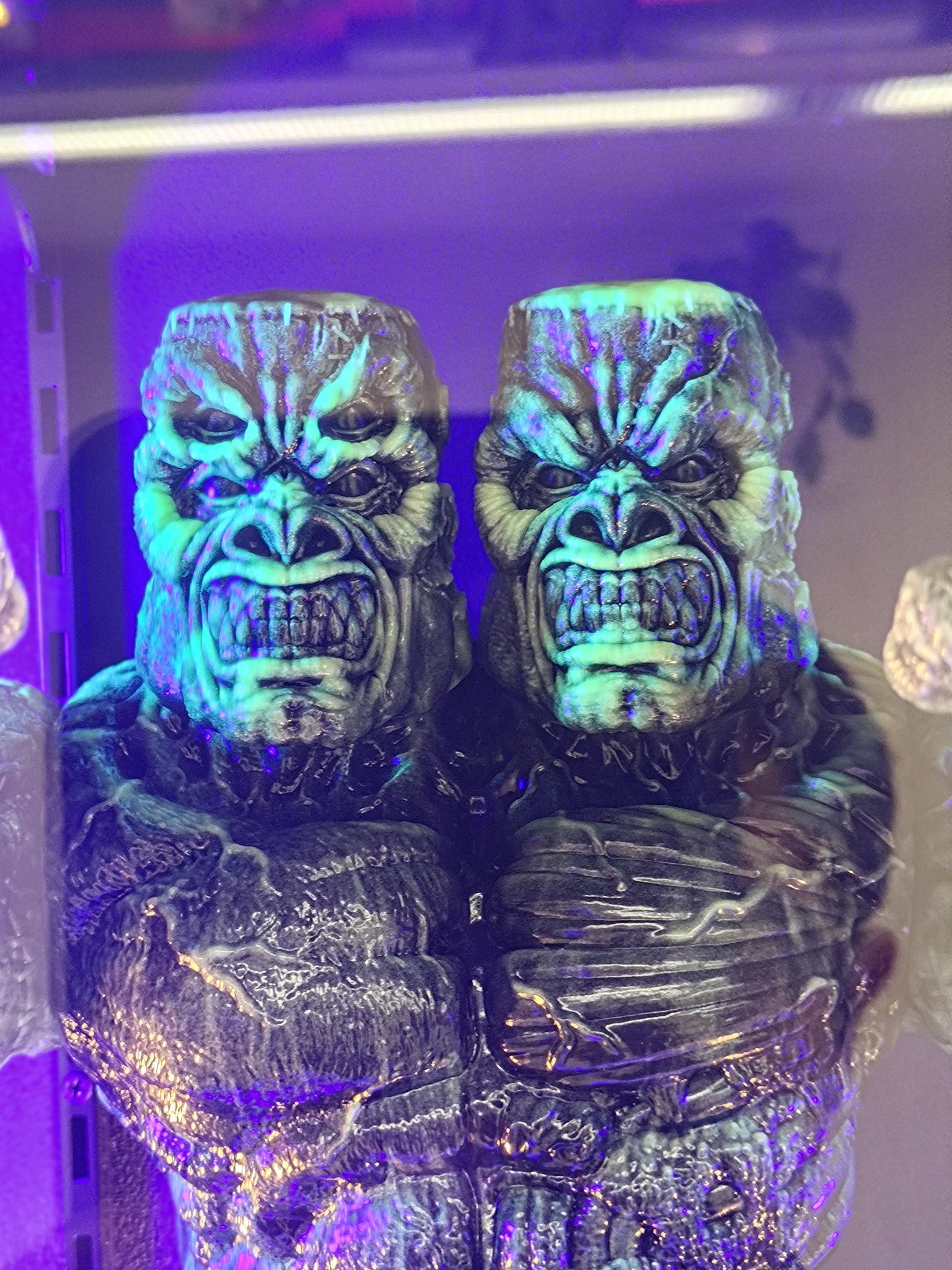 もうこやま ゴールドブラックマーブル ジャイアントゴリラ