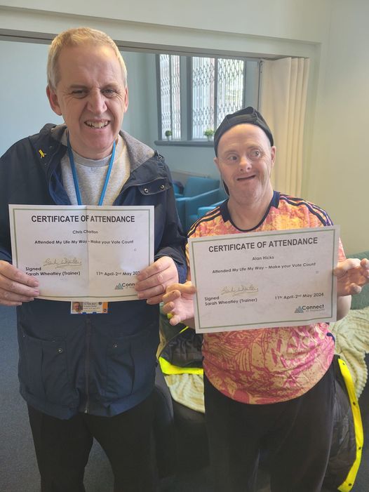 Chris and Alan put their @ConnectintNorth 'Make Your Vote Count' training to good use yesterday! Fantastic to see people practising their right to vote and making their voices heard.