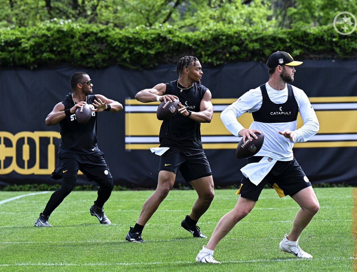 The Steelers QB Room 👌 

#steelers