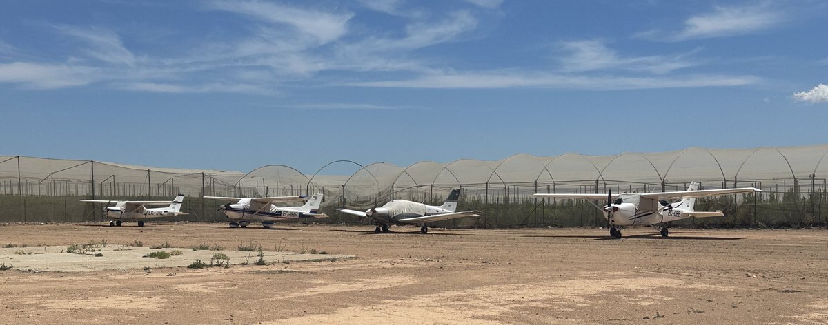 Aviones aparcaos😋 en Los Martínez (Murcia)