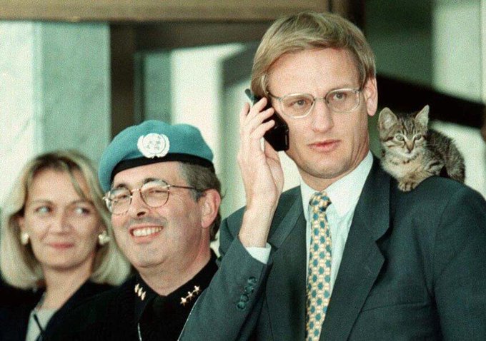 Den 6 maj 1999 utsågs Carl Bildt till FN:s generalsekreterares särskilda representant på Balkan under kriget i Kosovo. #svhist #dagensdatum