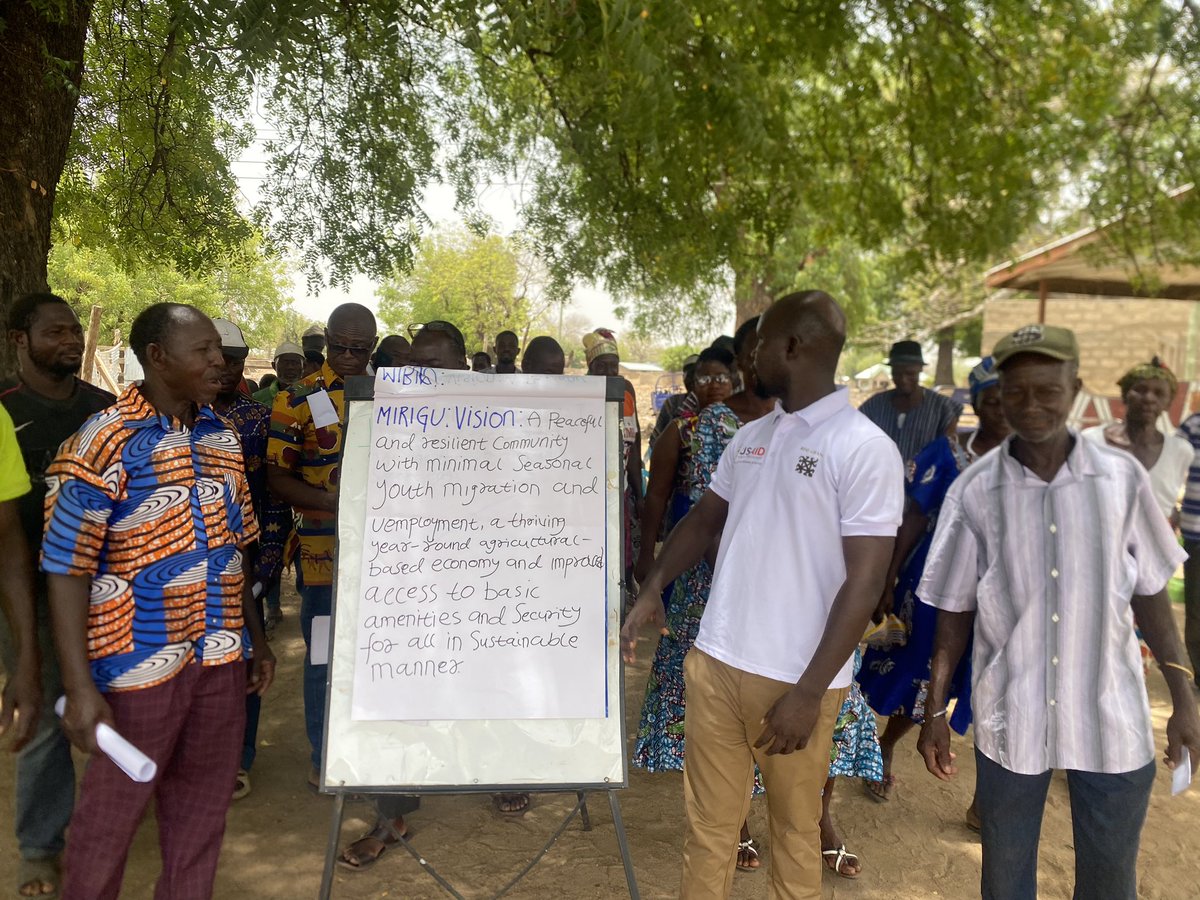 Exciting moments from Mirigu community where we validated community vision as part of Vision Power pilot funded by @USAIDOTI Vision Power helps communities carve and drive their vision to build #resilience and ensure social cohesion thereby reducing risk of #violentextremism.