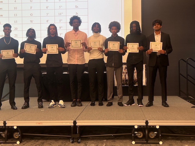 SmithBoysHoops (@smithboyshoops) on Twitter photo Thank you to everyone that made the <a href="/NewmanSmithHS/">Newman Smith High School</a> Basketball Banquet a HUGE success! An AMAZING senior class that won over 90 games, another postseason appearance in ā23-ā24, and quality player development at all 3 levels are definitely worth a banquet to celebrate! Go Trojans! Thank you to everyone that made the <a href="/NewmanSmithHS/">Newman Smith High School</a> Basketball Banquet a HUGE success! An AMAZING senior class that won over 90 games, another postseason appearance in ā23-ā24, and quality player development at all 3 levels are definitely worth a banquet to celebrate! Go Trojans!