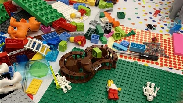 @LivUni researchers - join us next Wednesday lunchtime for some Lego serious play! @emiliatrapasso will be sharing how Lego can be used to engage many audiences with your research! Book your slot and check out all our Tips and Treats workshops here forms.office.com/e/8iLHKSyj2X