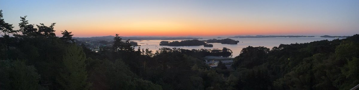 Stunning pre-sunrise sky at Matsushima this morning - (pic taken from the edge of the bed). Japan’s cities are great, but the regions especially the north east are pure magic!