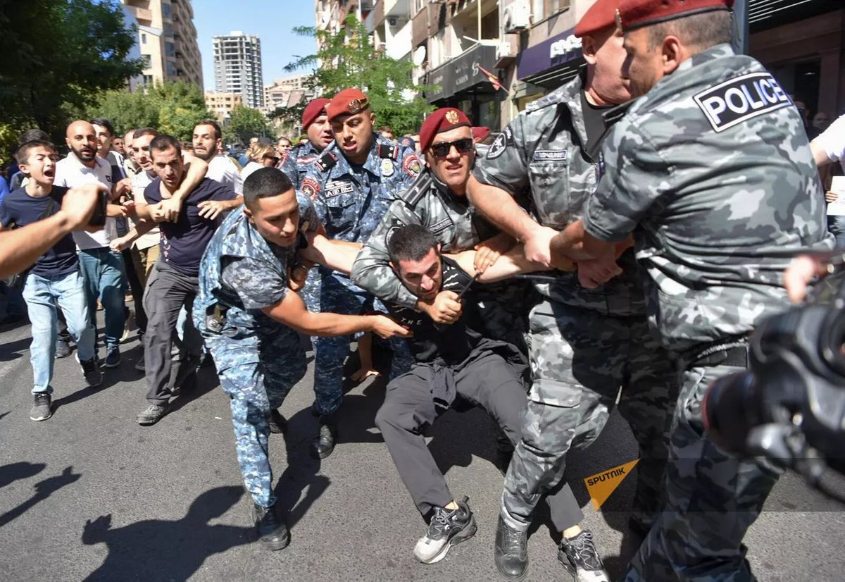 The police, which by law are called upon to protect citizens, turn into a repressive machine in the hands of #Armenian authorities, Major General Tatul Petrosyan says 'The population of Kirants is just 350 people, however 5,000 police officers are currently stationed there' [1]