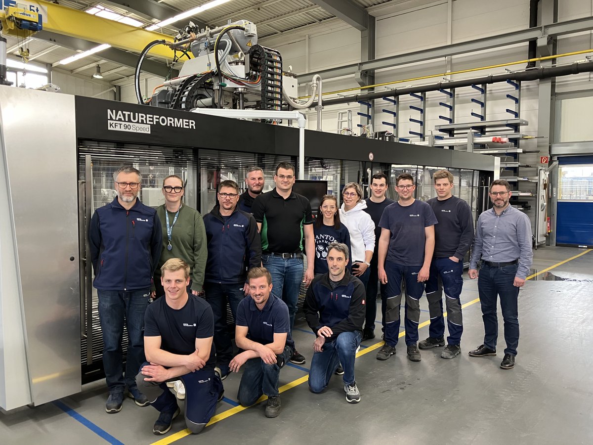 🎉 Success with Fiber Thermoforming Technology
Dedication, hard work and passion are part of our core. Today, we already sold several hundreds of machines worldwide. Thanks for your commitment, creativity, and teamwork! #Innovation #FiberThermoforming #Kiefel