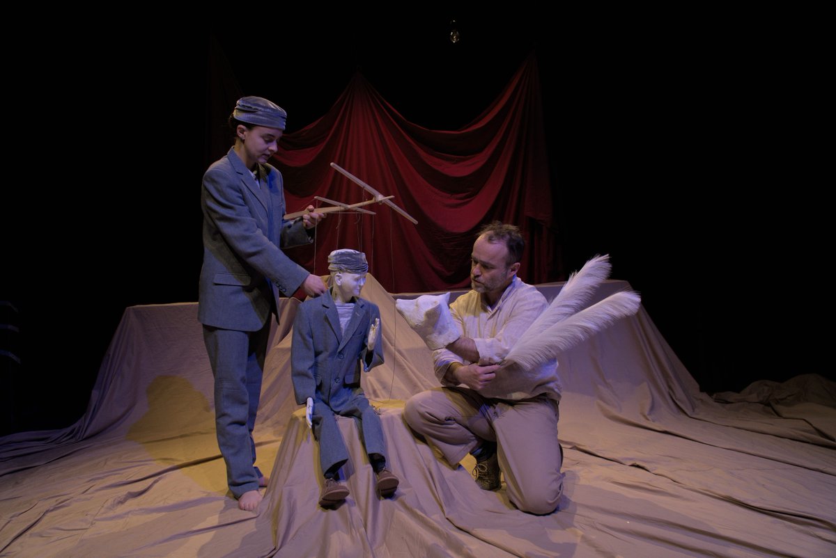 Lyngo Theatre are back at Northern Stage with a magical new adventure, as they bring the bestselling children's book 'The Little Prince' to life. Featuring mesmerising puppetry and beautiful songs.✨ For ages 5+ 📍 Stage 3 📆 31 May 🎟️ buff.ly/44okOHe