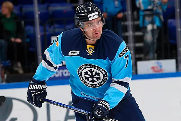 «Сибирь» продлила контракт с защитником Ильей Морозовым на 2 года. Он отыграл 7 сезонов за команду🤝 #Хоккей #КХЛ #Сибирь #Морозов