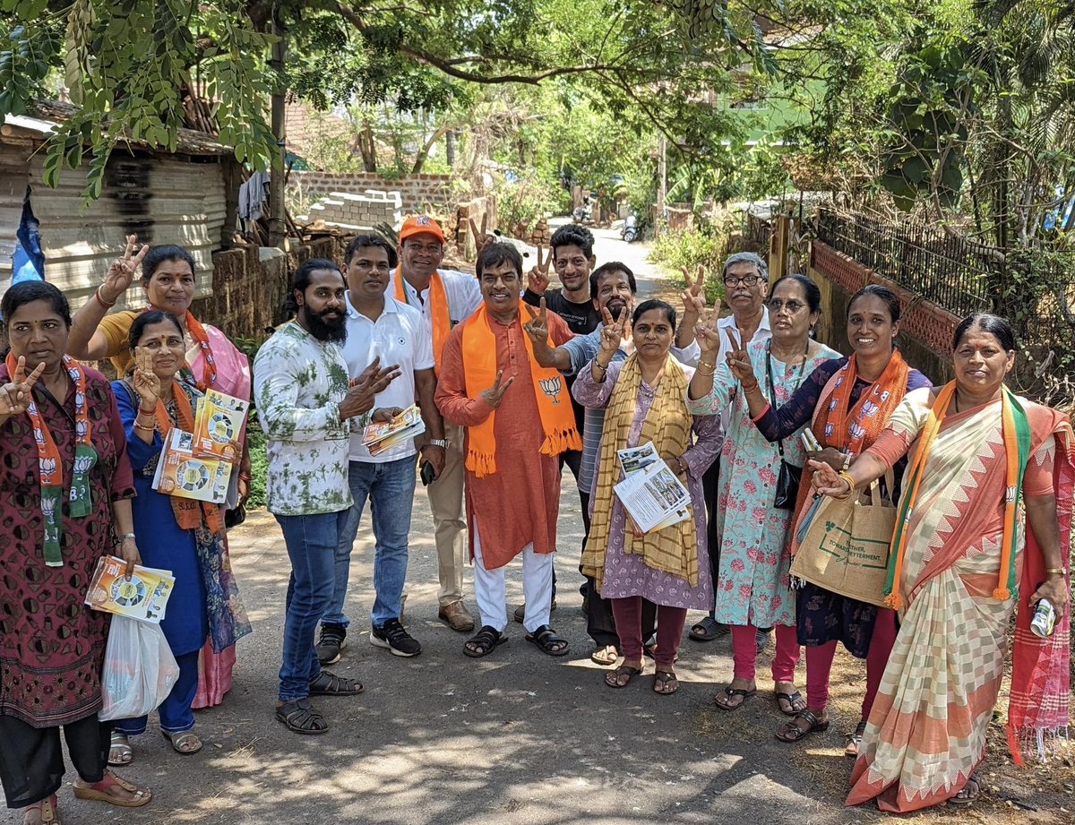 FATORDA CONNECTS 'Fatorda has shown overwhelming support for bjp in the Lok Sabha elections, reaffirming that a vote for @bibidempo @ashishsood_bjp @BJP4Goa @ShetSadanand @DrPramodPSawant is a vote for Modi. Goa's clear choice is evident.