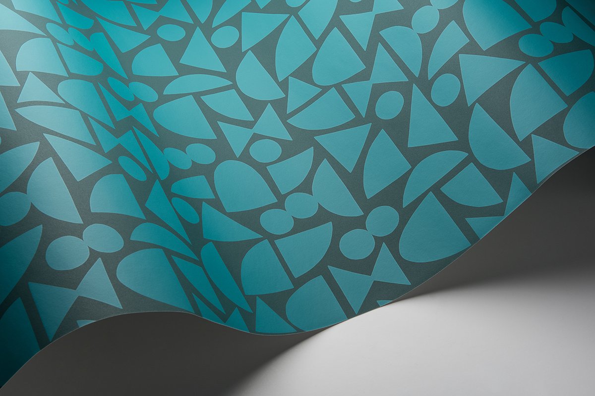 Shapes Electra Wallpaper
Simple geometric shapes are the building blocks of all design. This cascading abstract pattern originated from cut out paper shapes and keeps all elements pure and undecorated...
#missprint #wallpaperinsipration #bluewalls #stylingtips #wallpaperideas