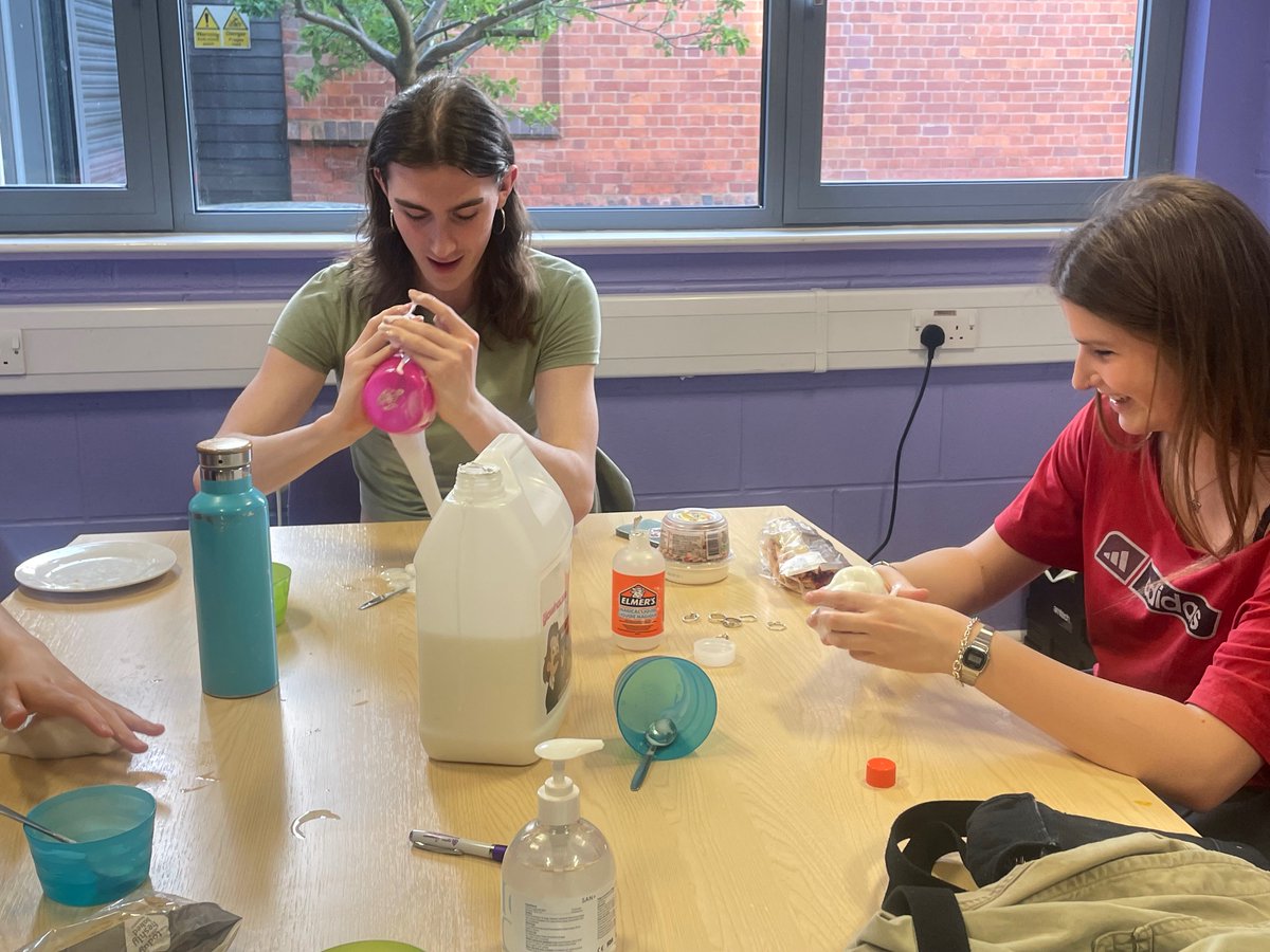 If there's one statement that shall remain true for all of time; it's that you're never too old to enjoy making a mess with DIY slime😂Our oldest group were kept entertained for over an hour trying to find the best consistency & colour for theirs @Hullccnews @natyouthagency #CiN