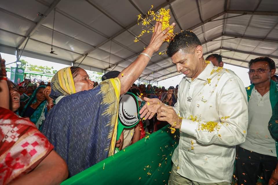 ଭଲ ପାଇବାର ଶ୍ରେଷ୍ଠ ନିଦର୍ଶନ